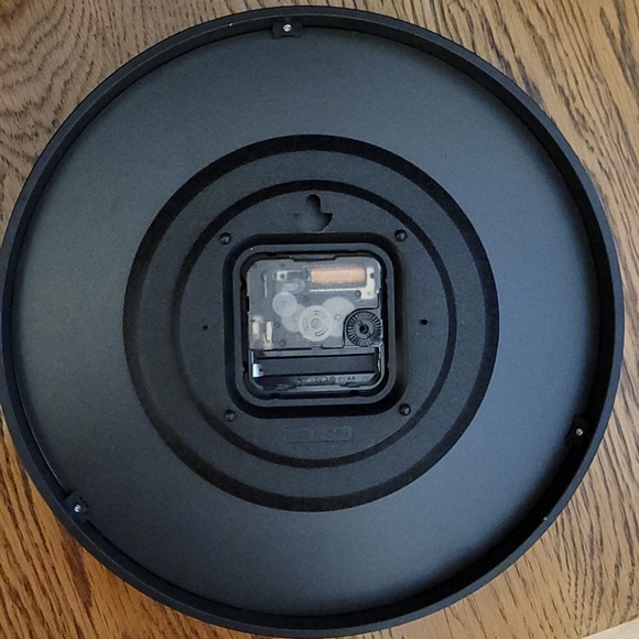 CLOCK - Picture 2 of 2